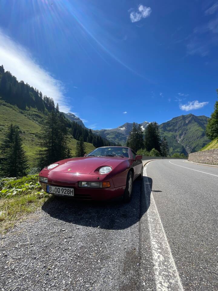 Afbeelding 23/45 van Porsche 928 S4 (1988)