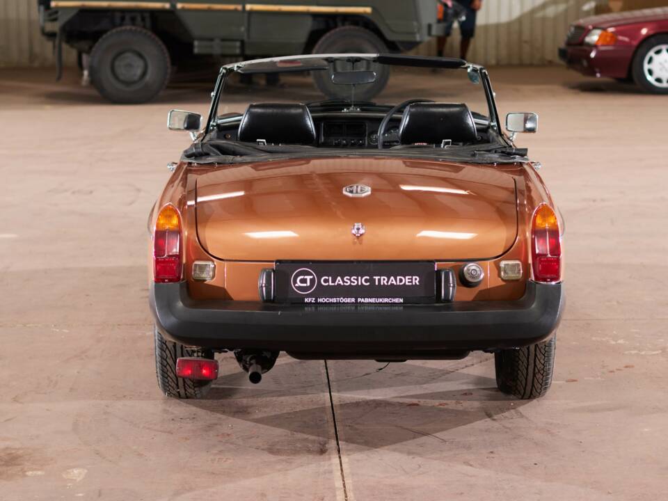 Immagine 7/25 di MG MGB Limited Edition (1981)