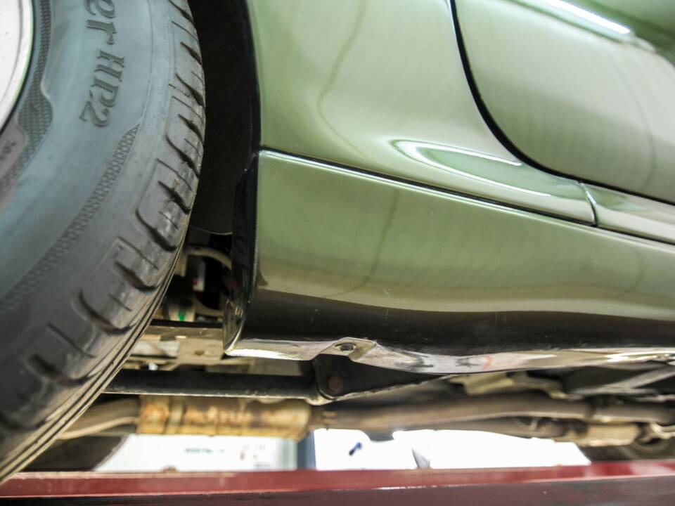 Immagine 47/50 di MG RV8 (1994)