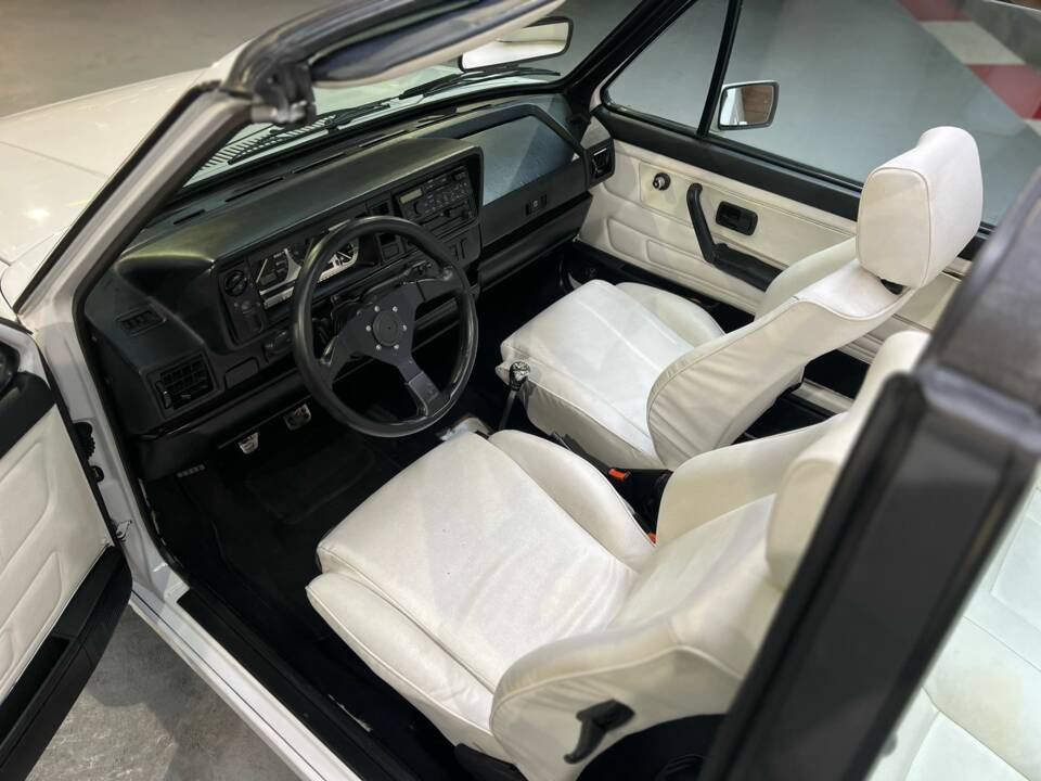 Immagine 47/68 di Volkswagen Golf III GTI 2.0 (1993)