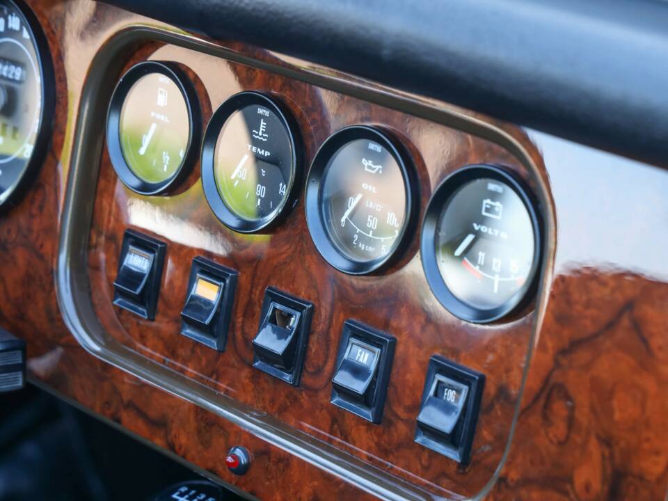 Bild 47/50 von Morgan Plus 8 (1982)