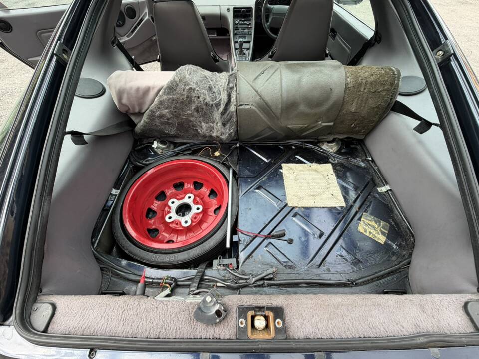 Image 30/43 of Porsche 928 GTS (1994)