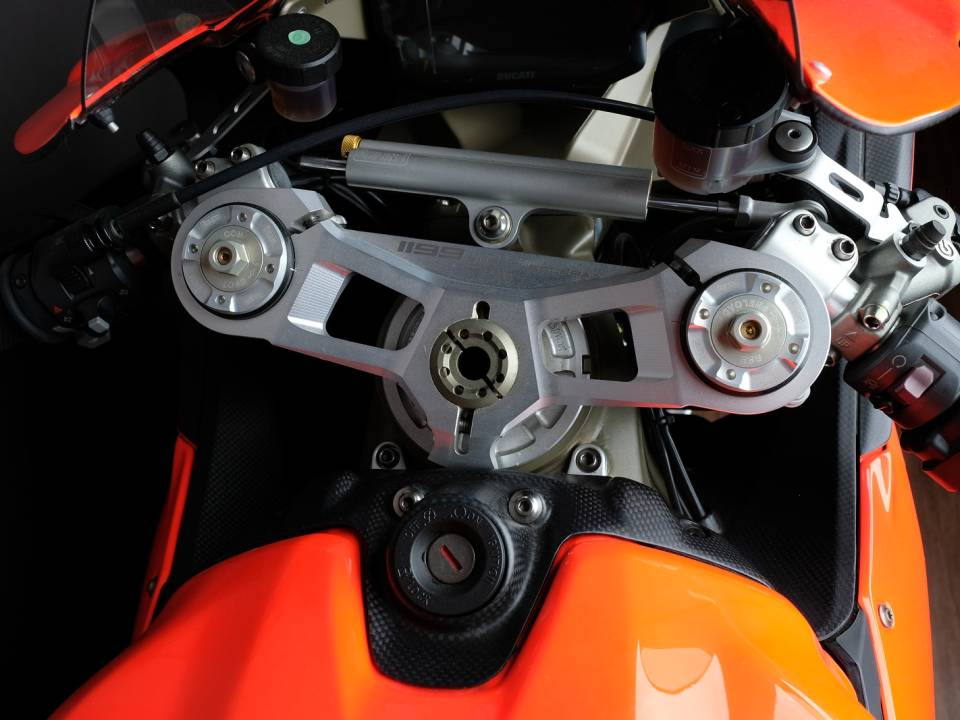 Imagen 7/13 de Ducati DUMMY (2014)