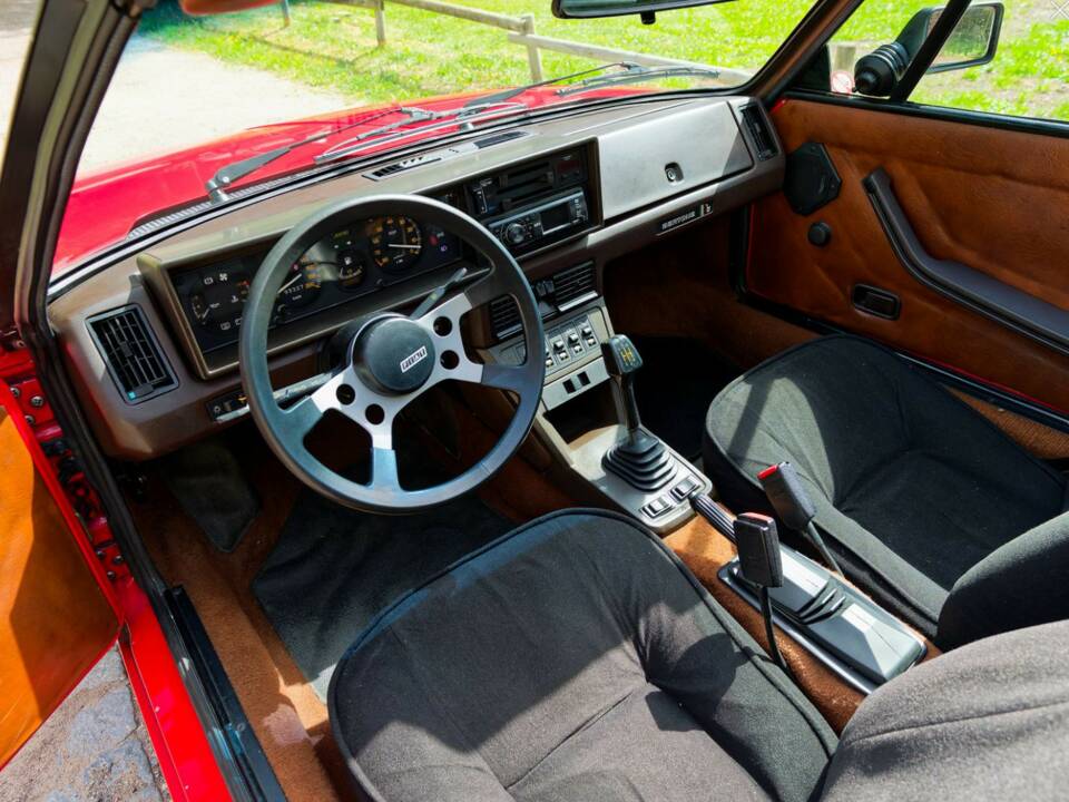 Image 3/4 de FIAT X 1/9 (1981)