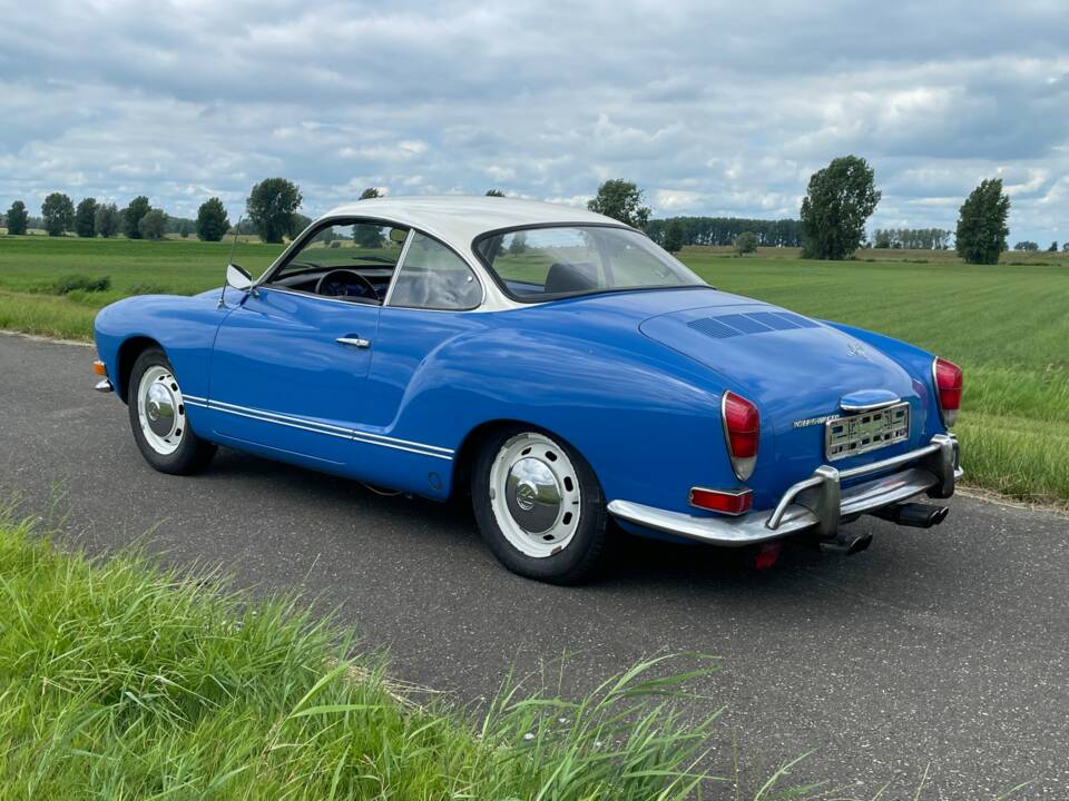 Image 5/8 de Volkswagen Karmann Ghia 1500 (1970)