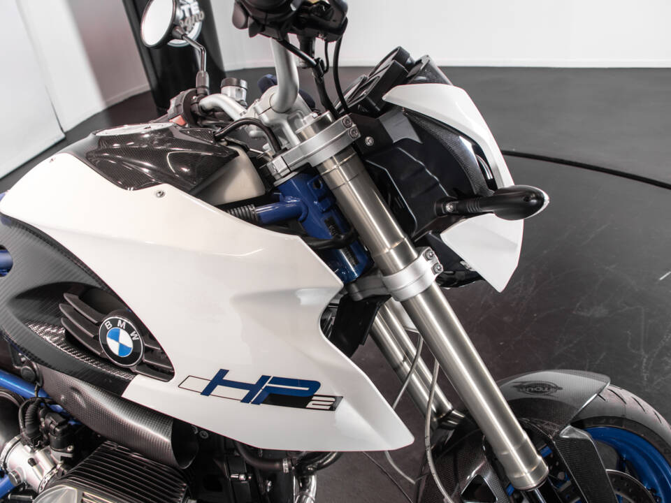 Immagine 29/33 di BMW DUMMY (2007)