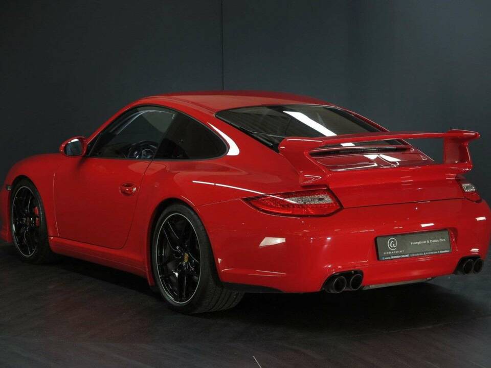 Image 6/50 of Porsche 911 Carrera 4S (2011)