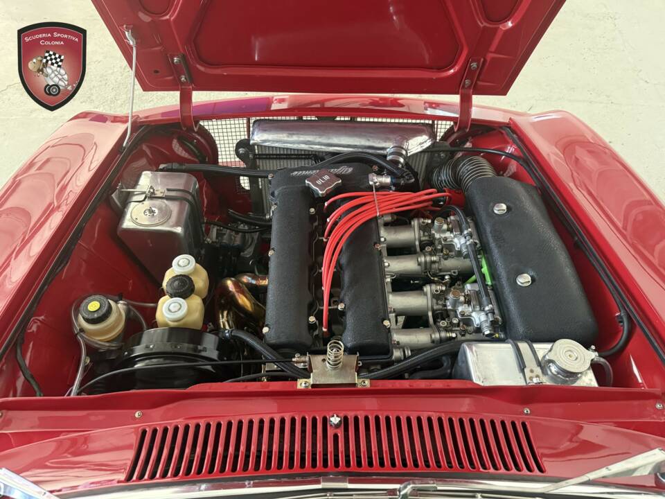 Immagine 34/53 di Alfa Romeo Giulia GT 1300 Junior (1970)