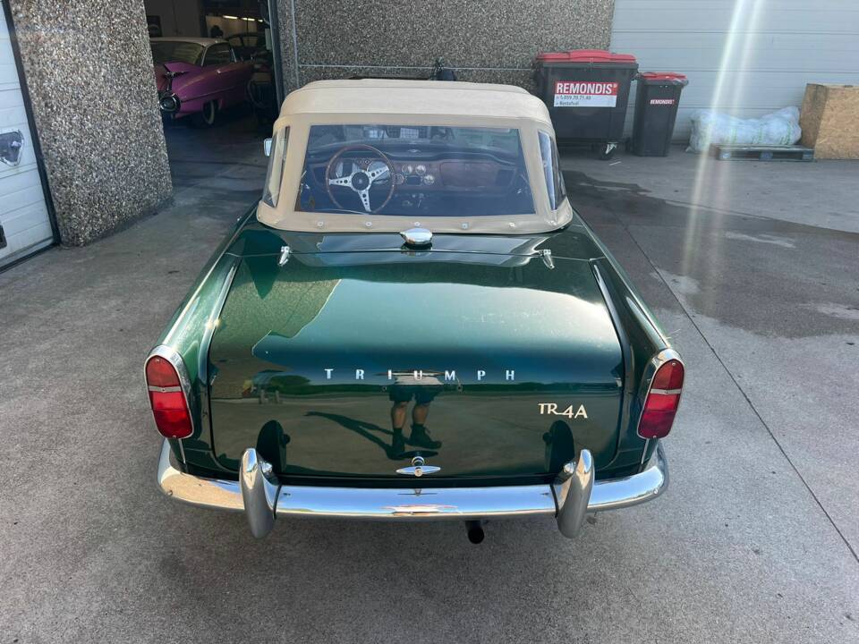 Image 4/7 de Triumph TR 4A (1966)