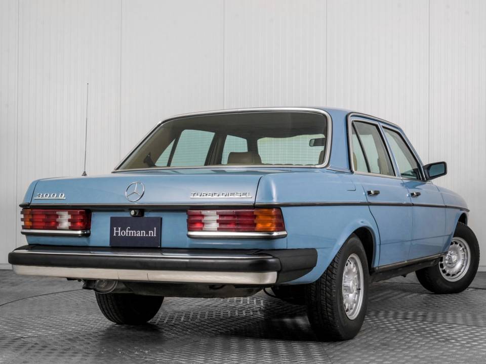 Bild 43/50 von Mercedes-Benz 300 D Turbodiesel (1982)