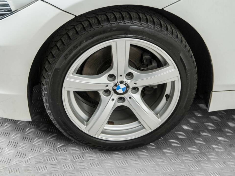 Image 23/50 of BMW Z4 sDrive23i (2010)