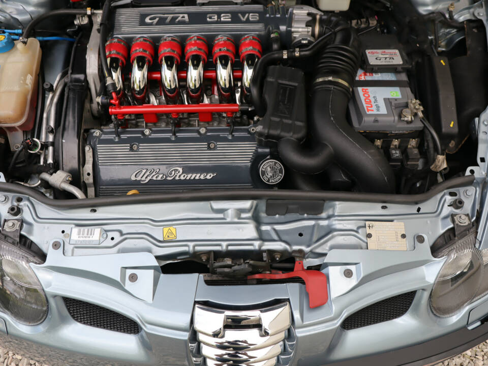 Bild 33/50 von Alfa Romeo 147 3.2 GTA (2005)