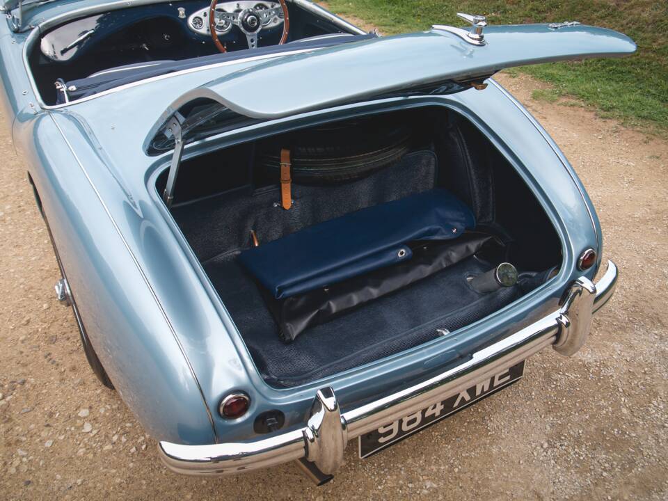 Image 25/29 of Austin-Healey 100&#x2F;4 (BN1) (1953)
