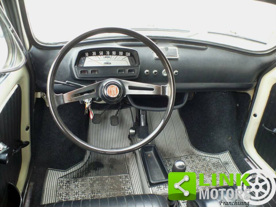 Bild 10/10 von FIAT 500 L (1972)