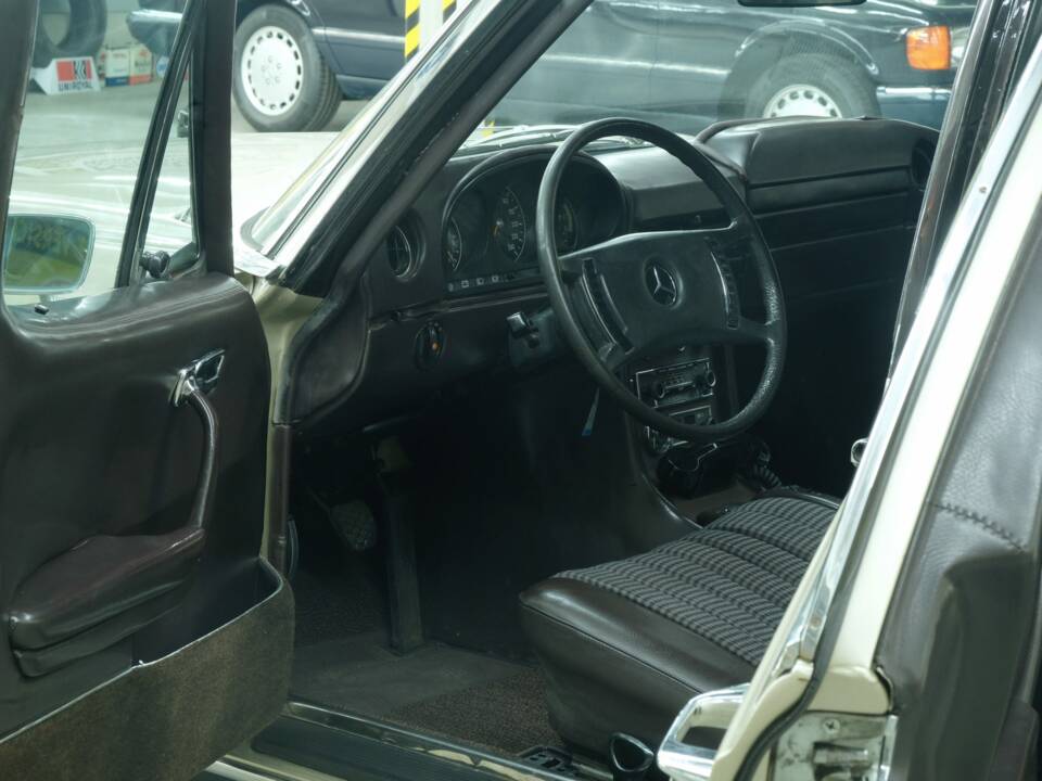 Bild 37/50 von Mercedes-Benz 300 SEL 6.3 (1968)