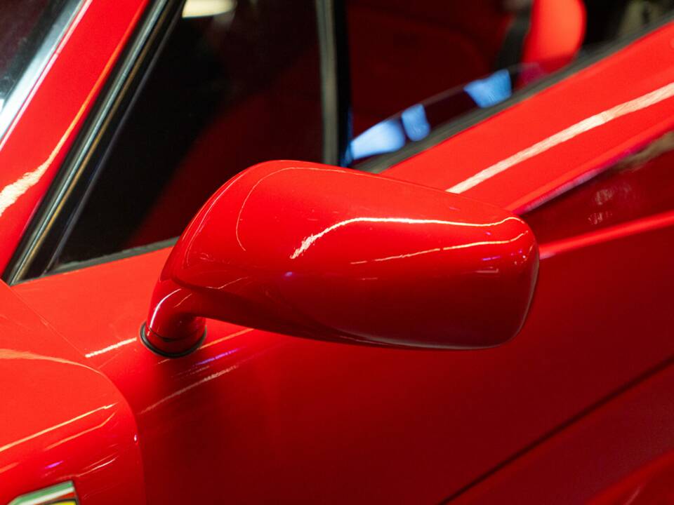 Image 24/50 de Ferrari F40 (1991)