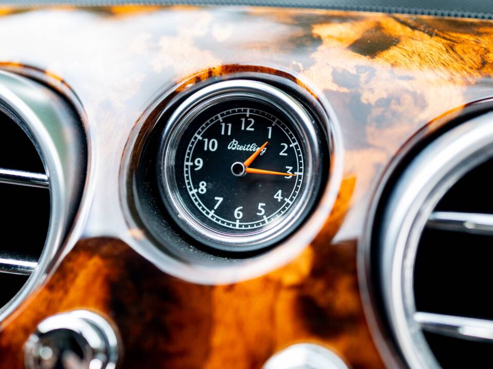Image 28/50 de Bentley Continental GT (2004)