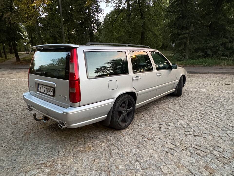 Bild 17/34 von Volvo V70 R AWD (1998)