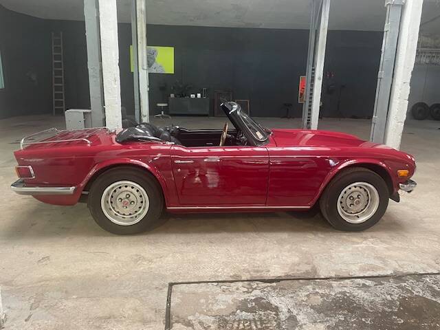 Bild 2/20 von Triumph TR 6 (1976)