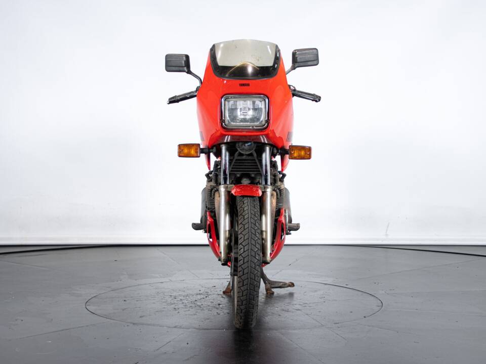 Image 3/50 of Yamaha XJ 600 (1984)