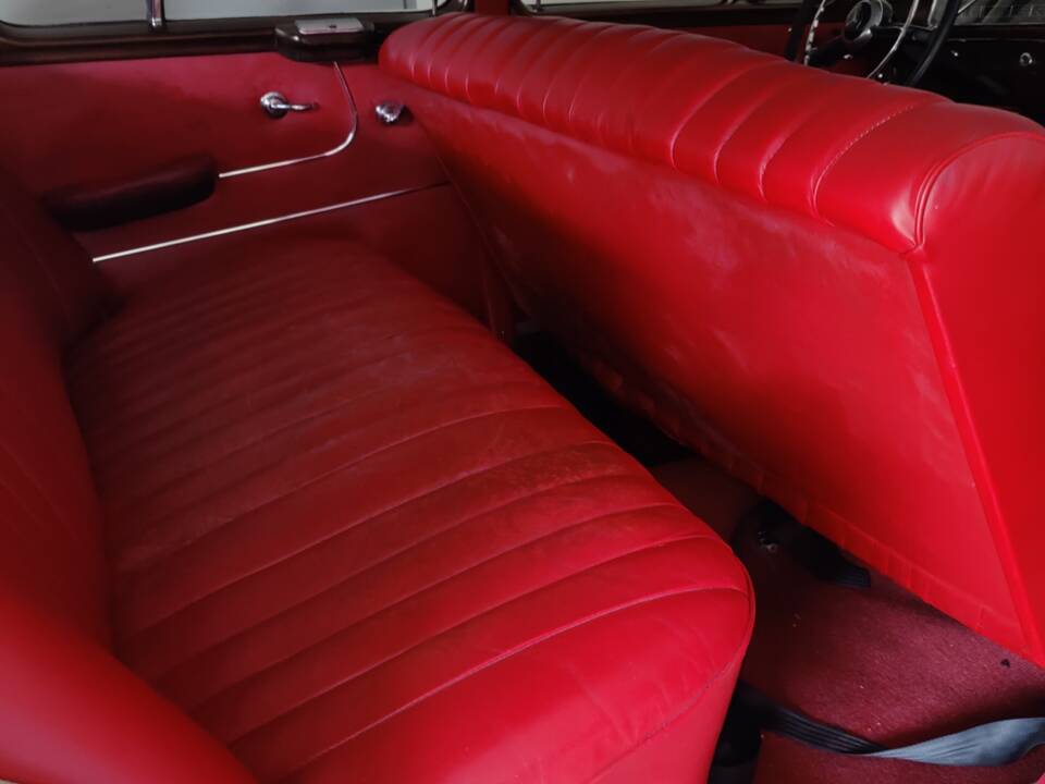 Bild 9/12 von Mercedes-Benz 220 S (1959)