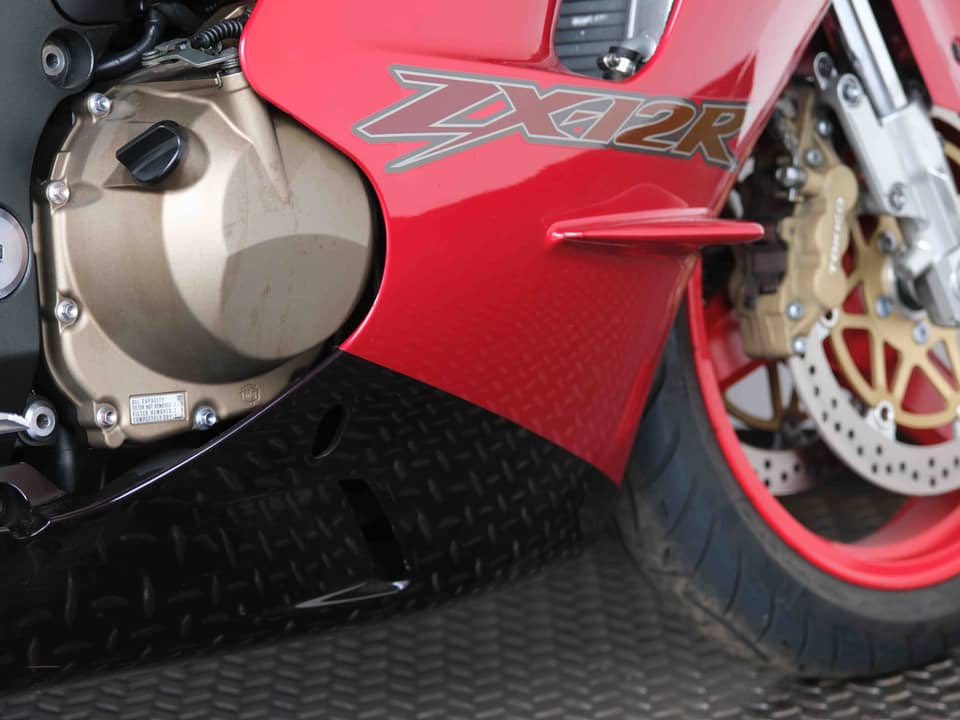 Image 15/91 of Kawasaki Ninja 1200 ZX-12R (2000)
