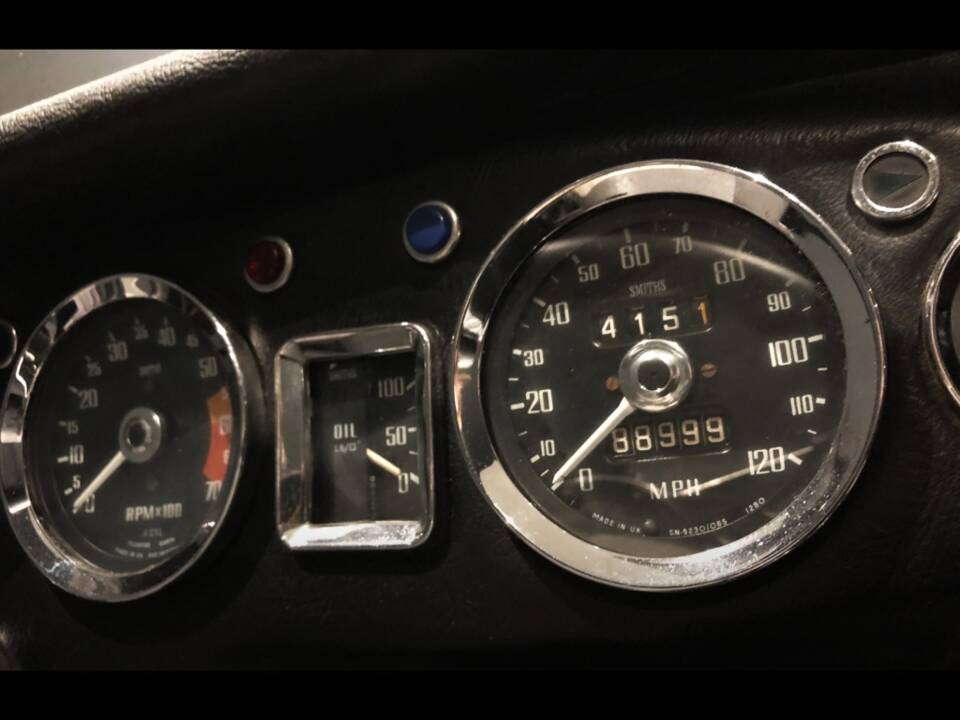 Bild 31/40 von MG MGB (1974)