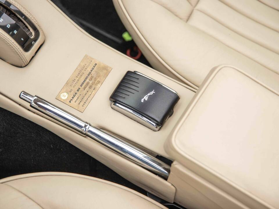 Immagine 71/88 di Jaguar E-Type (2+2) (1968)