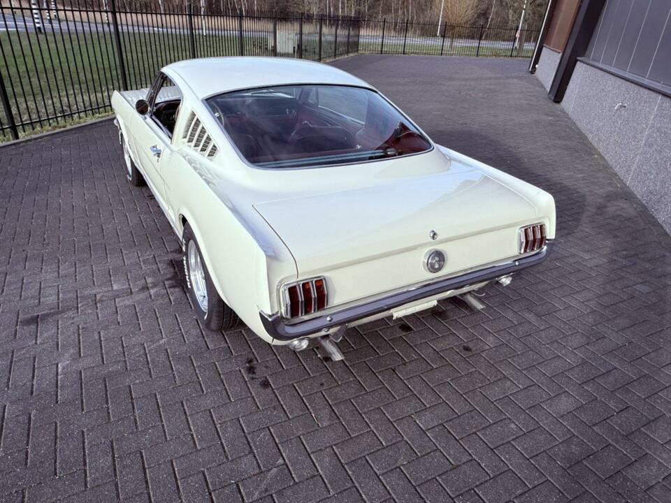 Bild 2/36 von Ford Mustang 289 (1966)