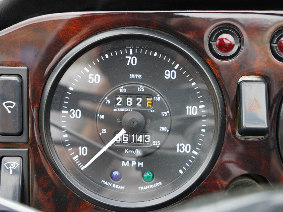 Immagine 29/50 di Triumph TR 6 (1971)
