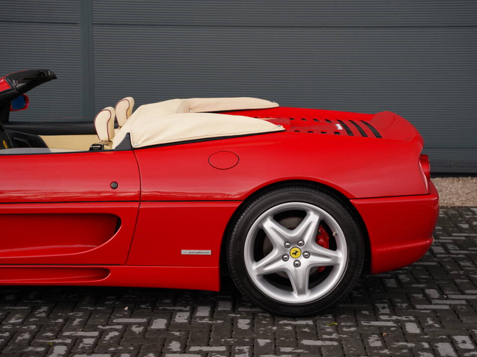 Image 24/50 of Ferrari F 355 Spider (1999)
