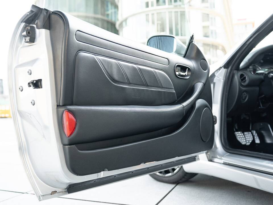 Bild 26/48 von Maserati 4200 (2004)