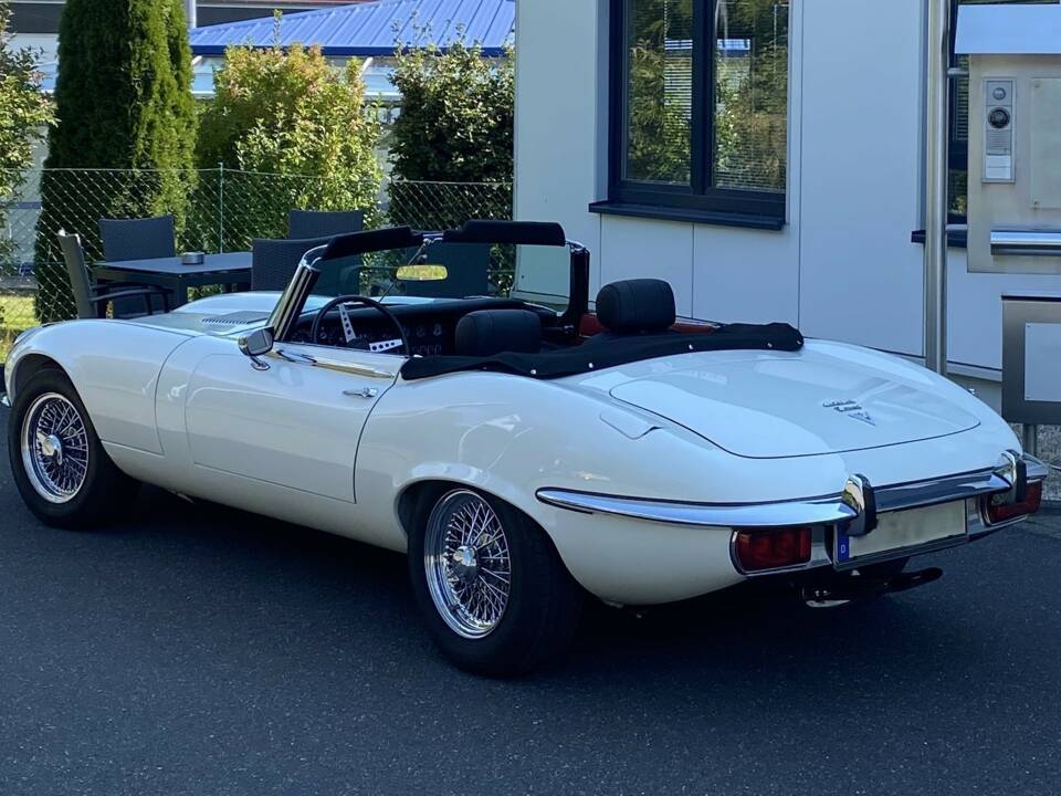 Bild 2/28 von Jaguar E-Type V12 (1973)