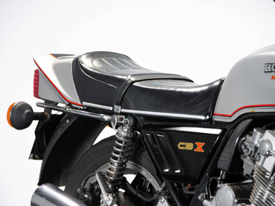 Image 39/50 of Honda DUMMY (1980)