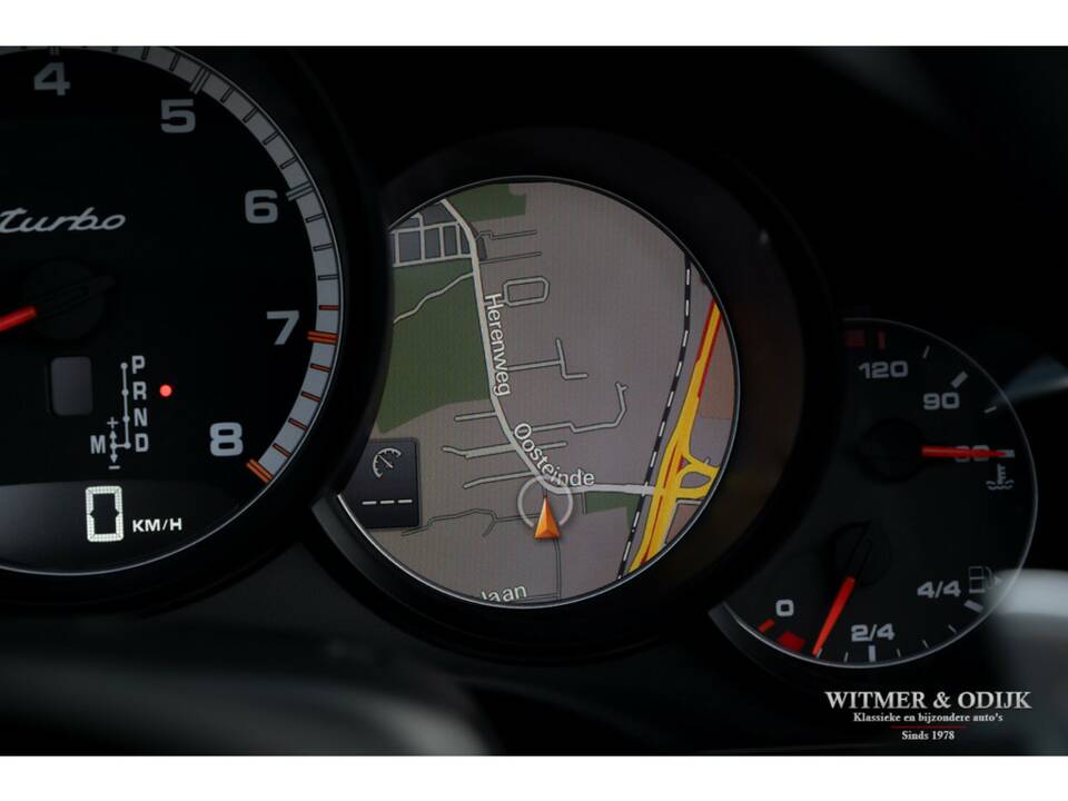 Image 36/47 of Porsche 911 Turbo (2014)