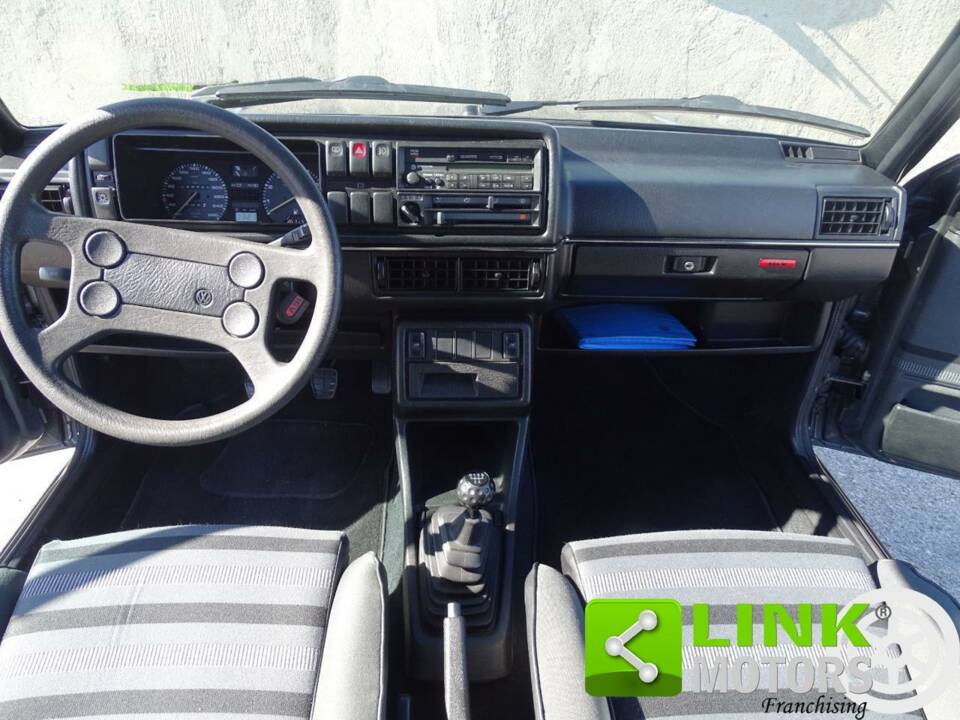 Imagen 9/10 de Volkswagen Golf II GTi 16V 1.8 (1986)