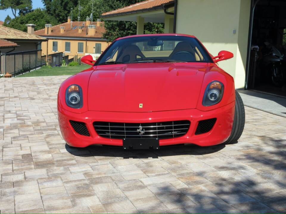 Image 5/33 de Ferrari 599 GTB Fiorano (2008)