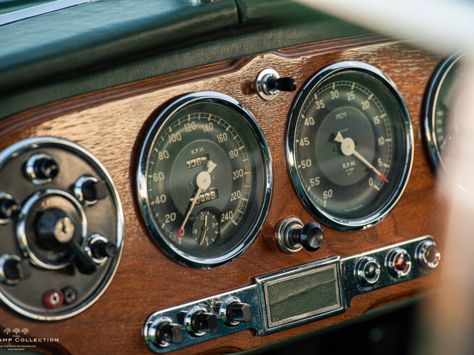 Image 10/20 of Aston Martin DB 2 (1951)