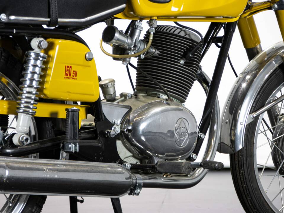 Imagen 37/50 de Gilera 150 Autostrada (1971)