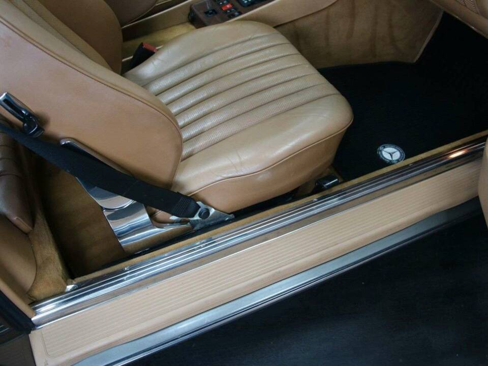 Image 20/50 de Mercedes-Benz 420 SL (1987)