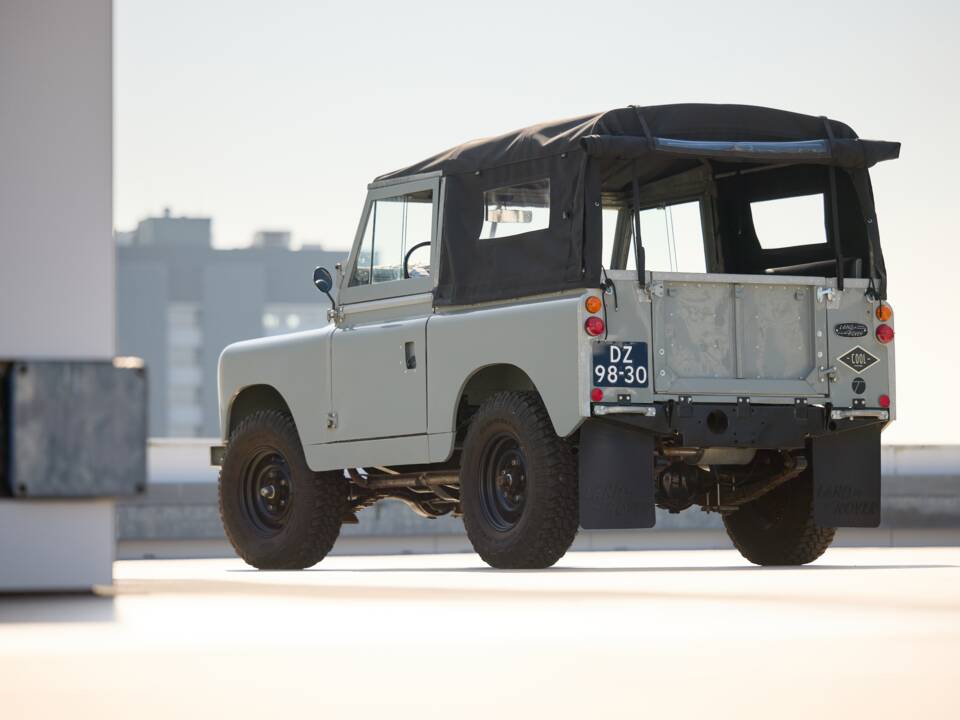 Immagine 31/66 di Land Rover 88 (1963)