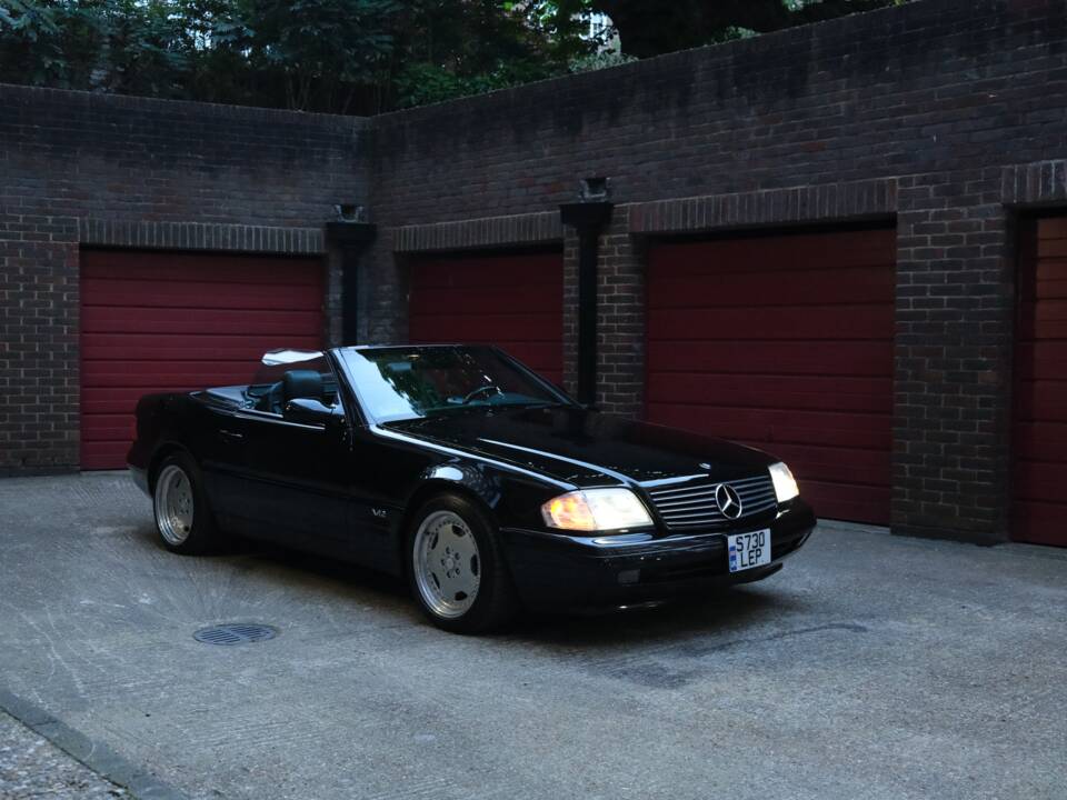 Image 75/100 of Mercedes-Benz SL 600 (1998)