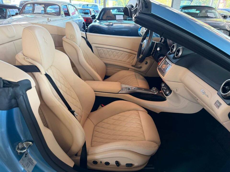 Immagine 22/42 di Ferrari California (2011)