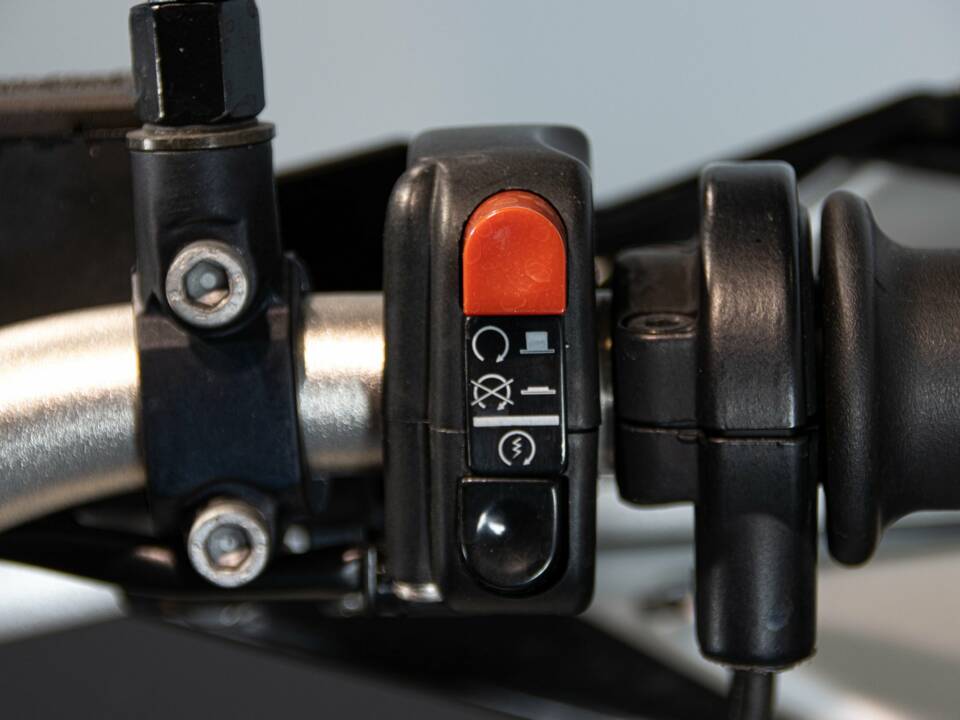 Image 18/50 de BMW DUMMY (2007)