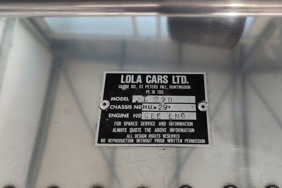 Image 27/50 of Lola T290 (1972)