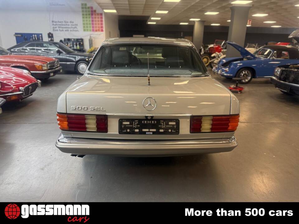 Image 4/15 of Mercedes-Benz 500 SEL (1983)