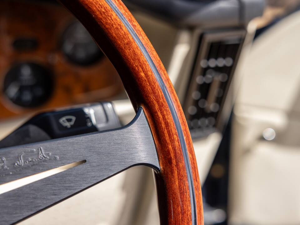 Bild 63/70 von Aston Martin V8 EFi (1988)