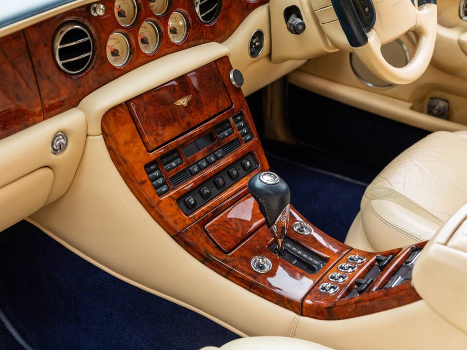 Bild 36/37 von Bentley Arnage R (2002)