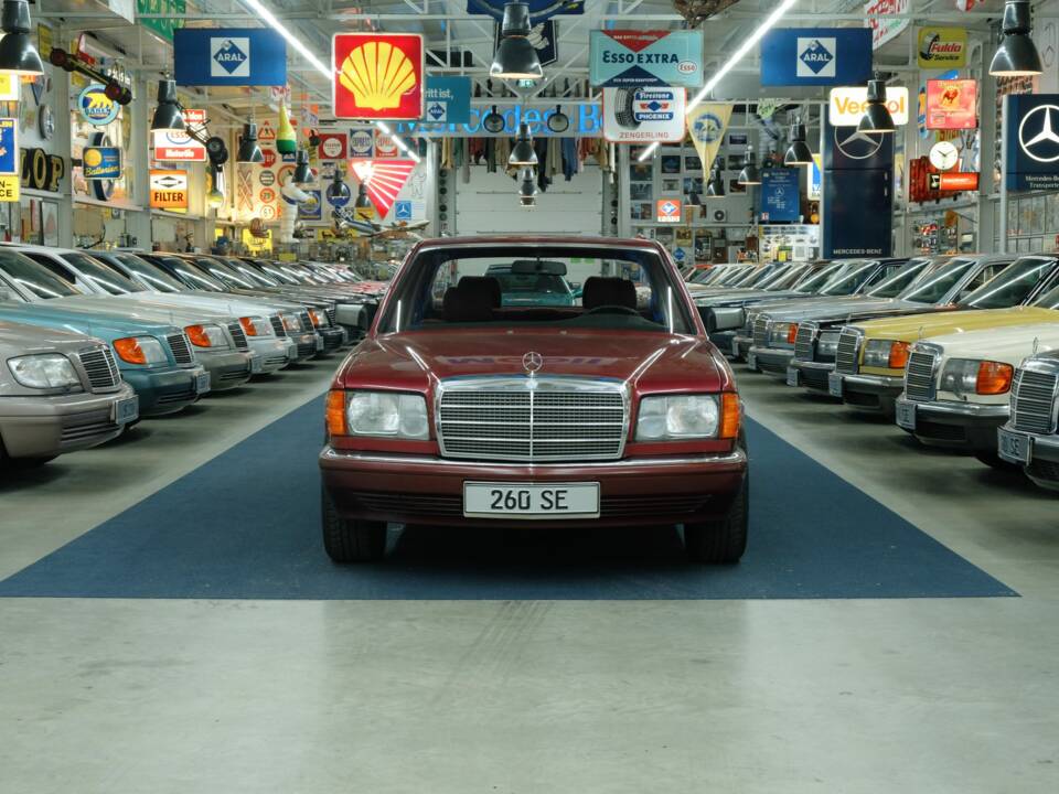 Bild 5/50 von Mercedes-Benz 260 SE (1990)