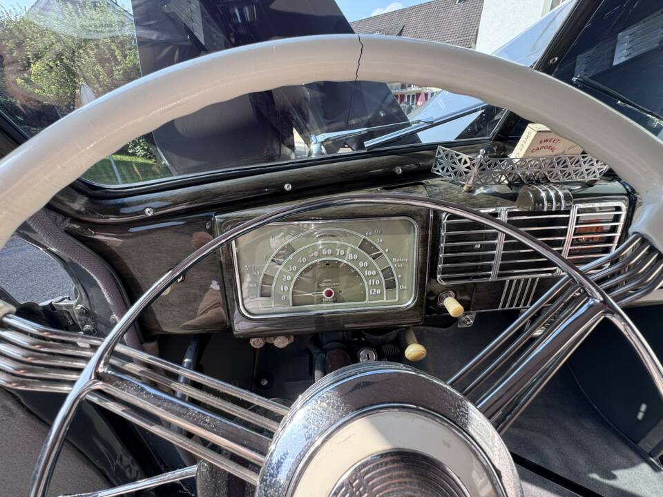 Image 11/12 of Buick Special Serie 40 (1937)